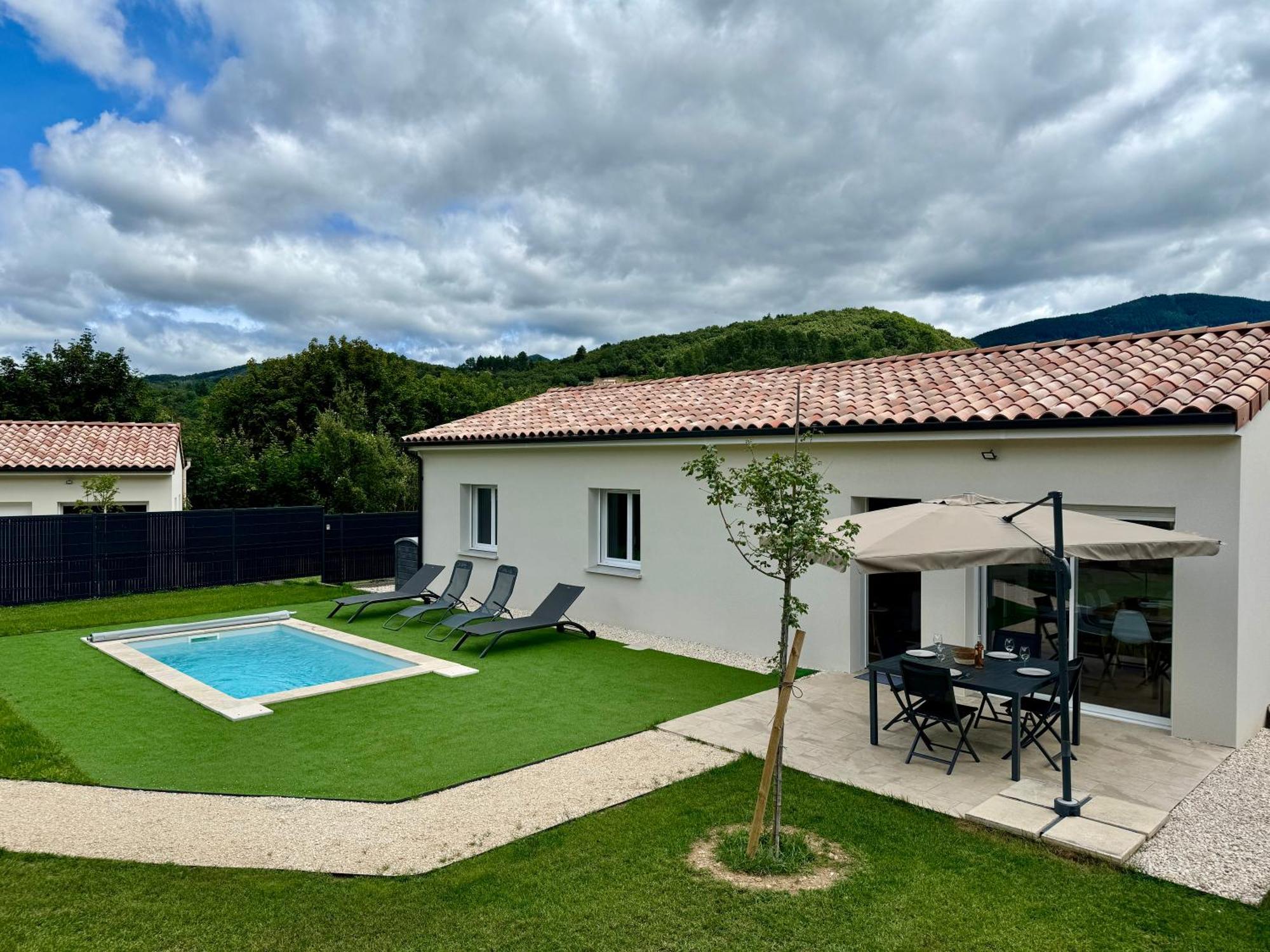 Les Du Lignon - Votre Escapade En Ardeche Avec Piscine Privee Villa *